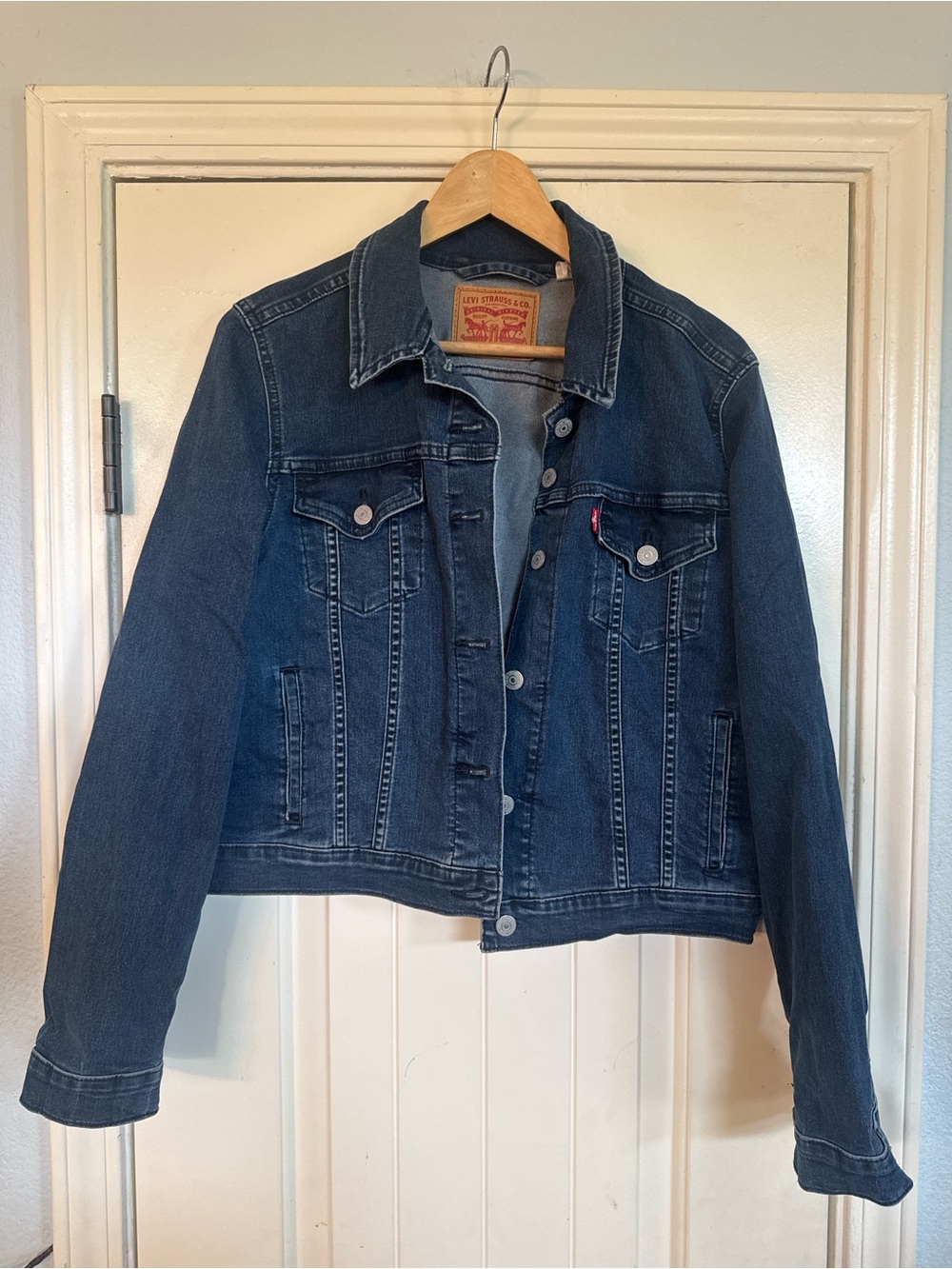 Levi's Women's Dark Indigo Denim Trucker Jacket